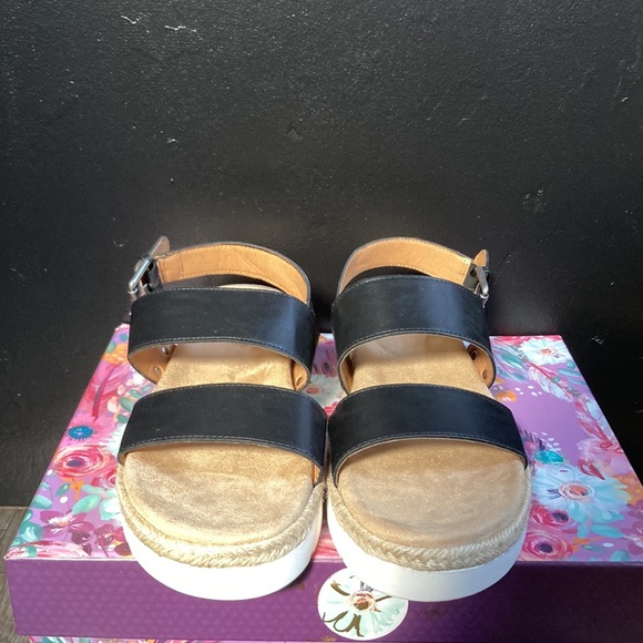 time and try comfort brand size 8 sandals new without box - Picture 3 of 8
